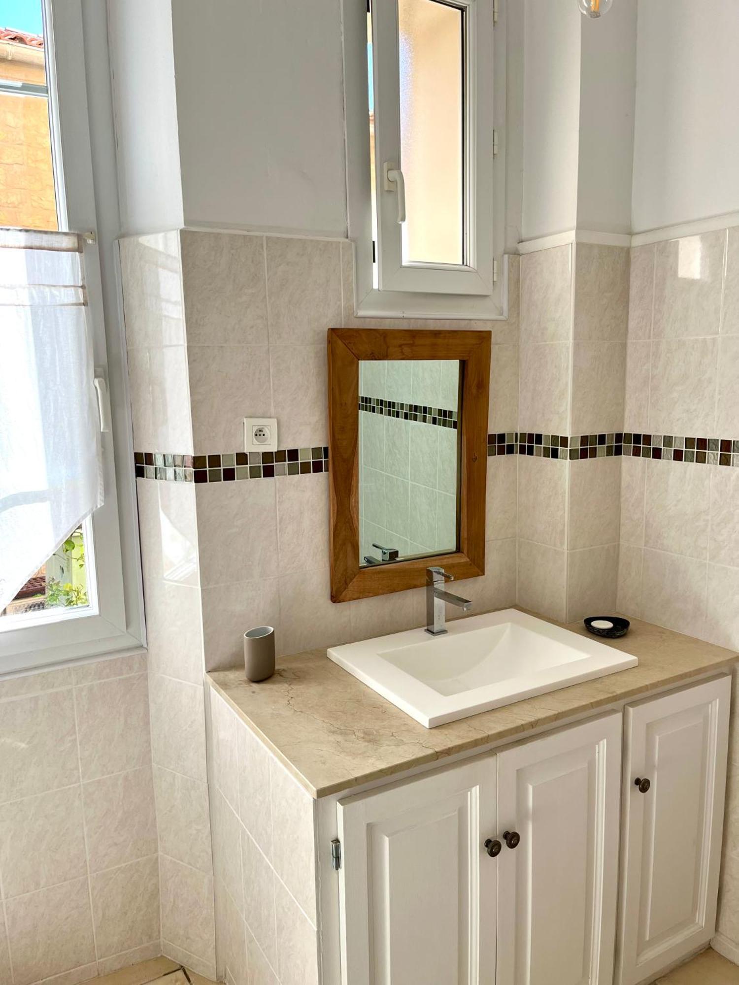 Vacances Bord De Mer - Appartement Sanary Sur Mer Екстериор снимка